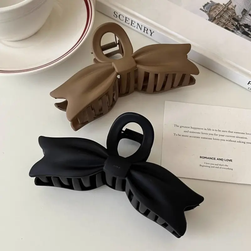Elegant Frosted Shark Clip for Hair Styling - Image 7