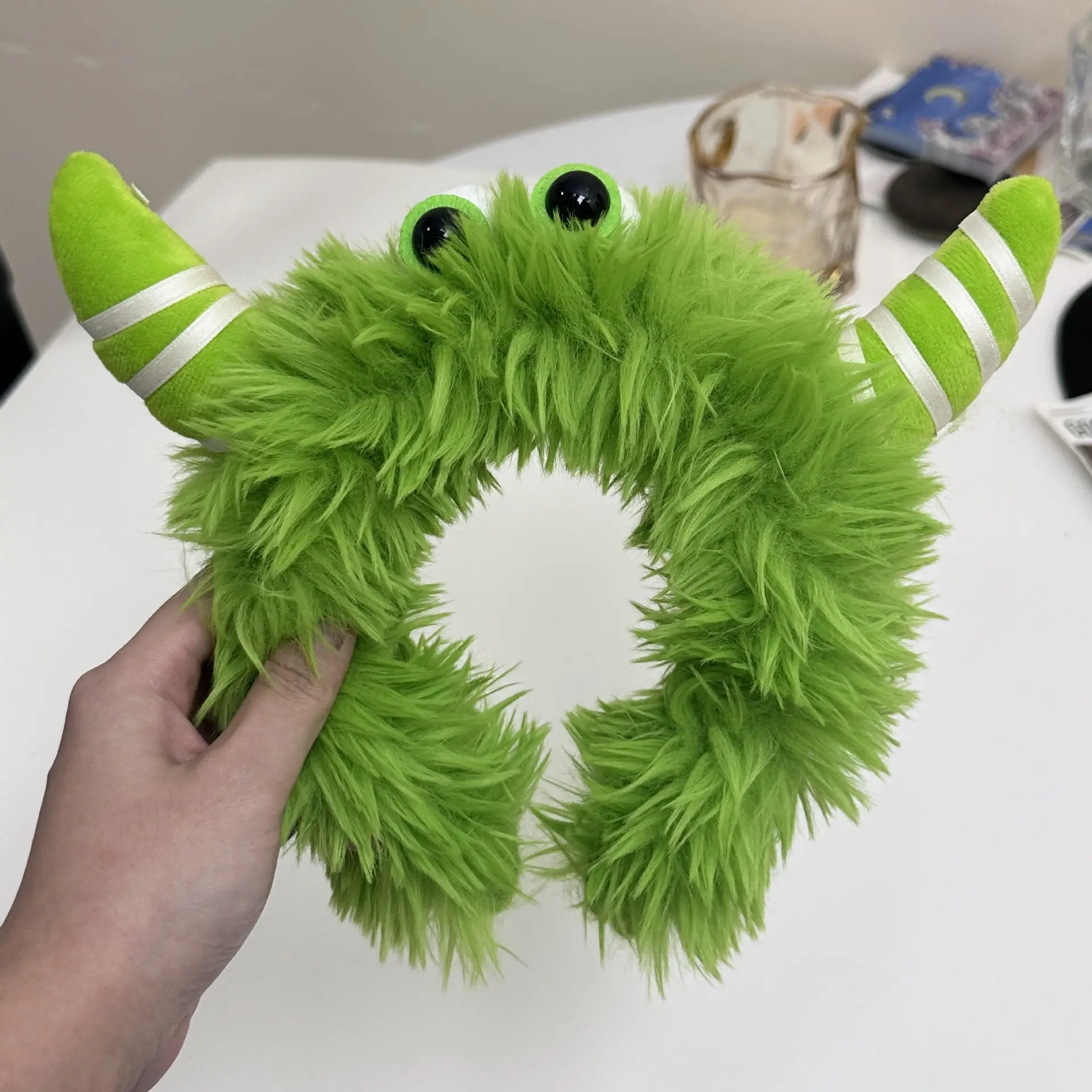 Plush Green Sanfu Hair Clip for Girls Heart Design — feature 7