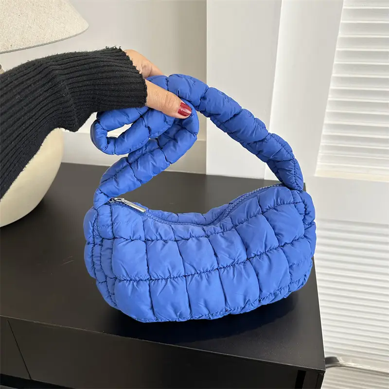 Black Quilted Shoulder Bag for Women 2023 - Image 12