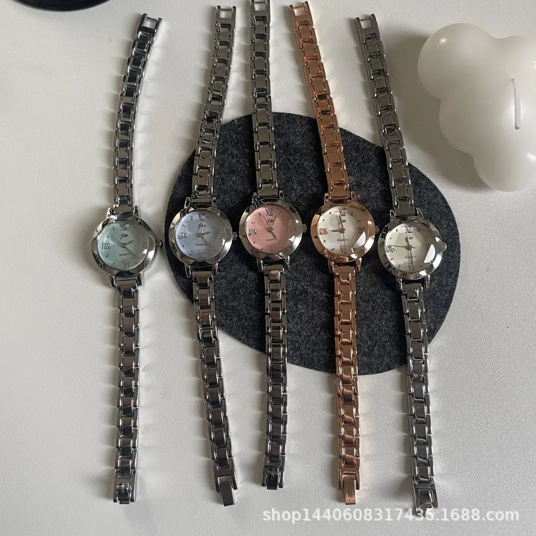 Niche Round Small Dial Student Forest Bracelet Steel Band Simple Elegant Compact Watch Female Ins Accessible Luxury Retro — feature 1