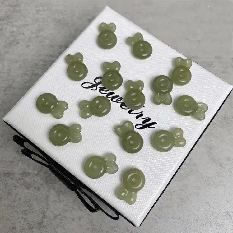 Hetian Jade Rabbit Bracelet Clear Water Material — feature 5