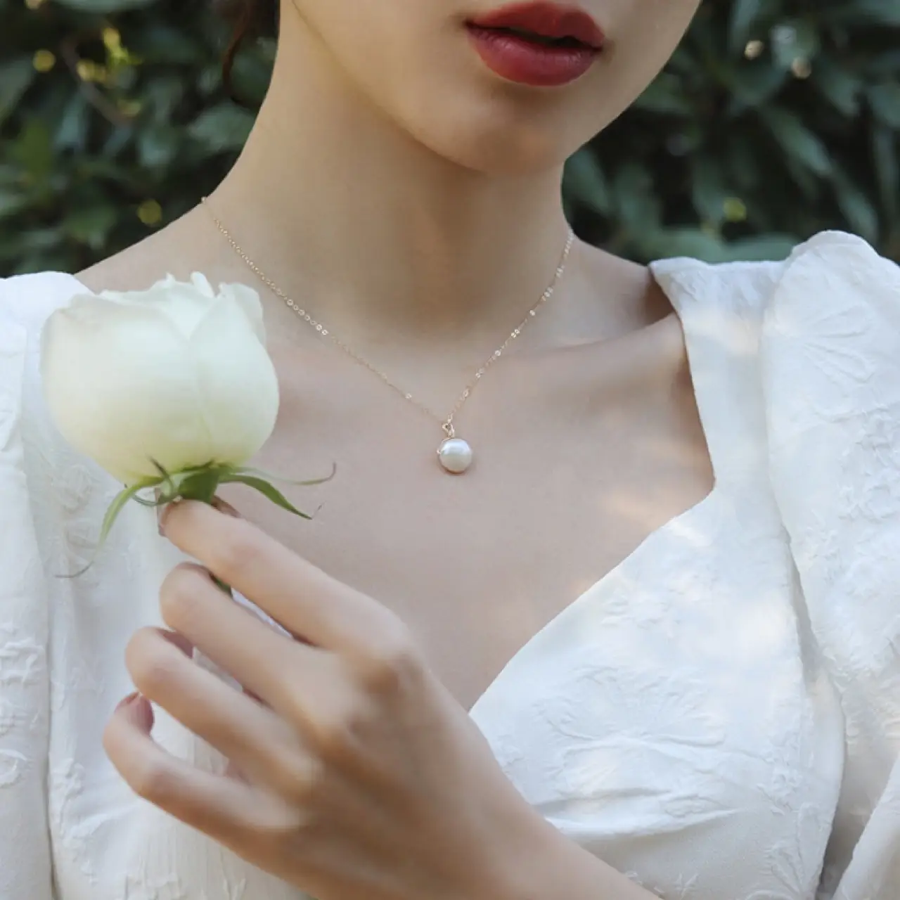Baroque Pearl Necklace with Clavicle Chain for Women