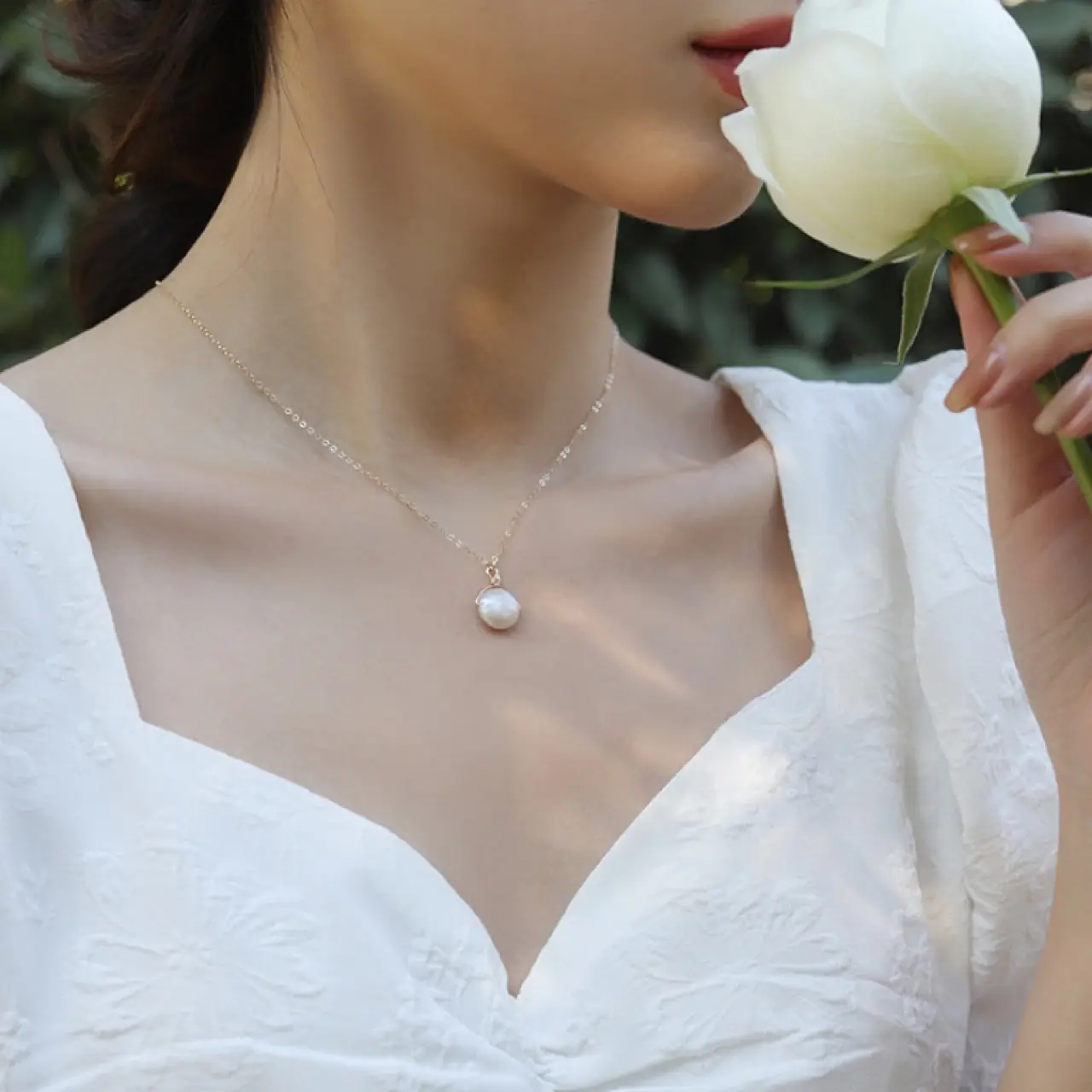 Baroque Pearl Necklace with Clavicle Chain for Women