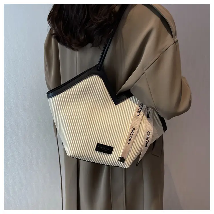 Korean Style Black Ribbed Shoulder Bag for Women — feature 17