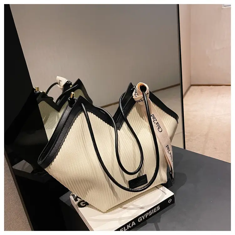 Korean Style Black Ribbed Shoulder Bag for Women — feature 40