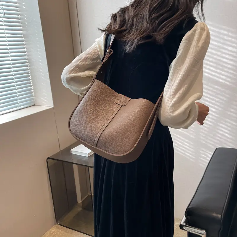 Women's Brown Retro Armpit Bag 2025 — feature 25