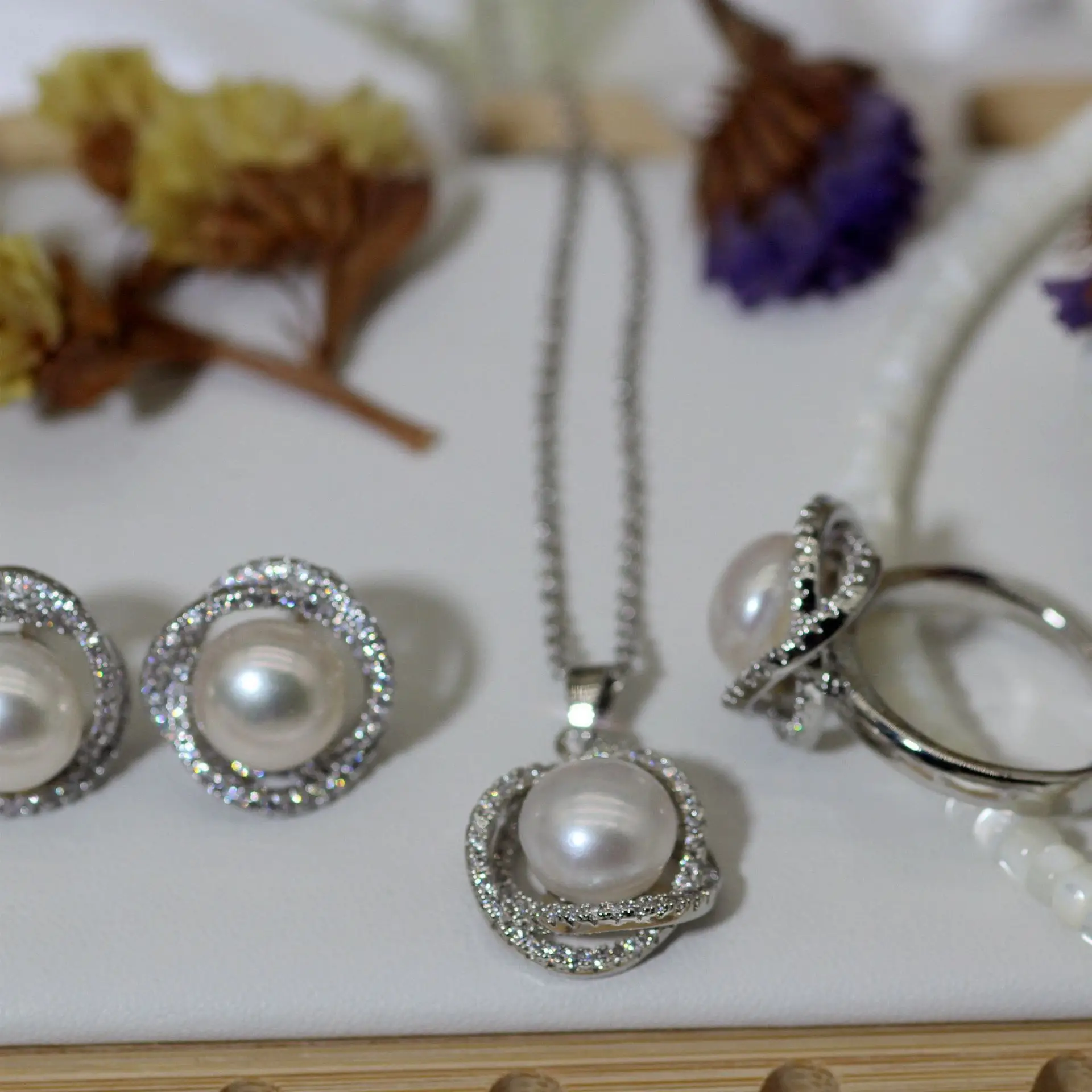 S925 Pearl Earrings Classic Bird's Nest Design — feature 5