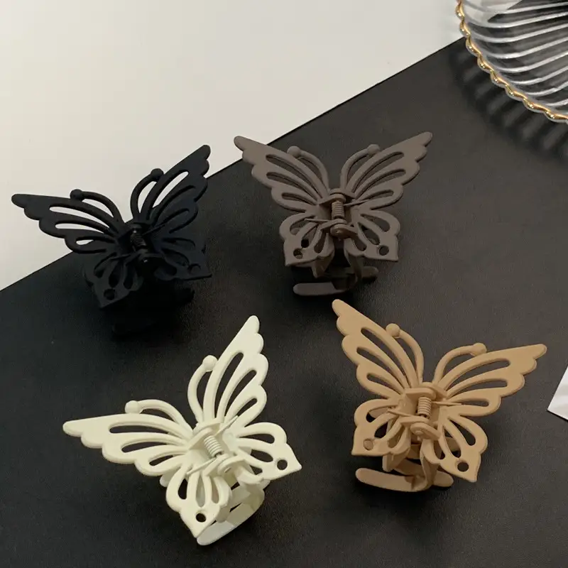 7.7CM Hollow Butterfly Hairpin Black White Gold - Image 5