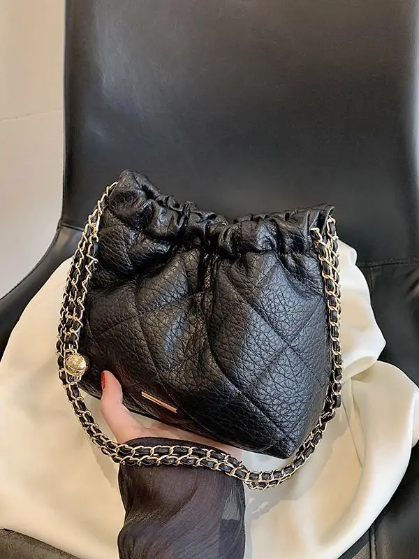 White Pleated Leather Shoulder Bag with Chain Strap - Image 7