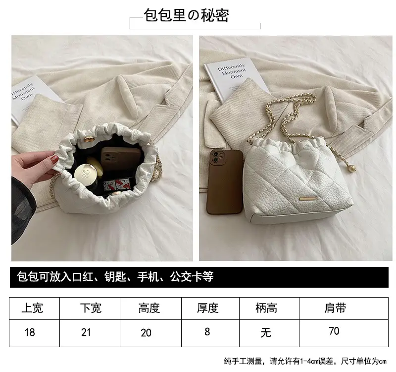 White Pleated Leather Shoulder Bag with Chain Strap — feature 12