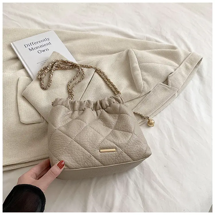 White Pleated Leather Shoulder Bag with Chain Strap — feature 35