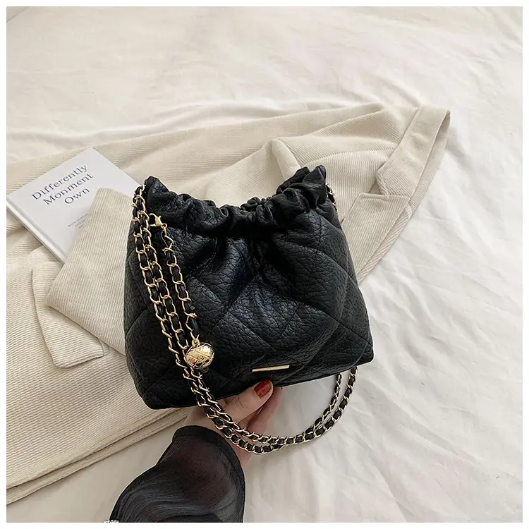 White Pleated Leather Shoulder Bag with Chain Strap — feature 39