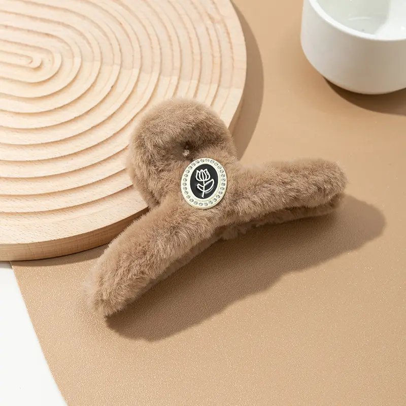 Stuffed Winter Hair Clip for Girls, Sand Shark Clip, Hair Volume, Headgear — feature 26