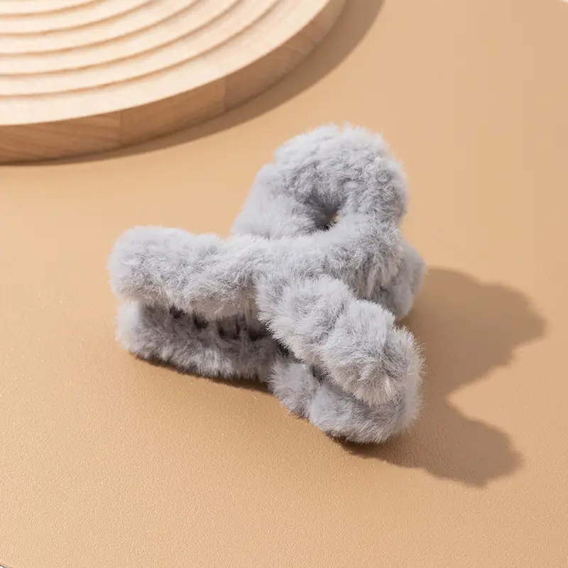 Stuffed Winter Hair Clip for Girls, Sand Shark Clip, Hair Volume, Headgear