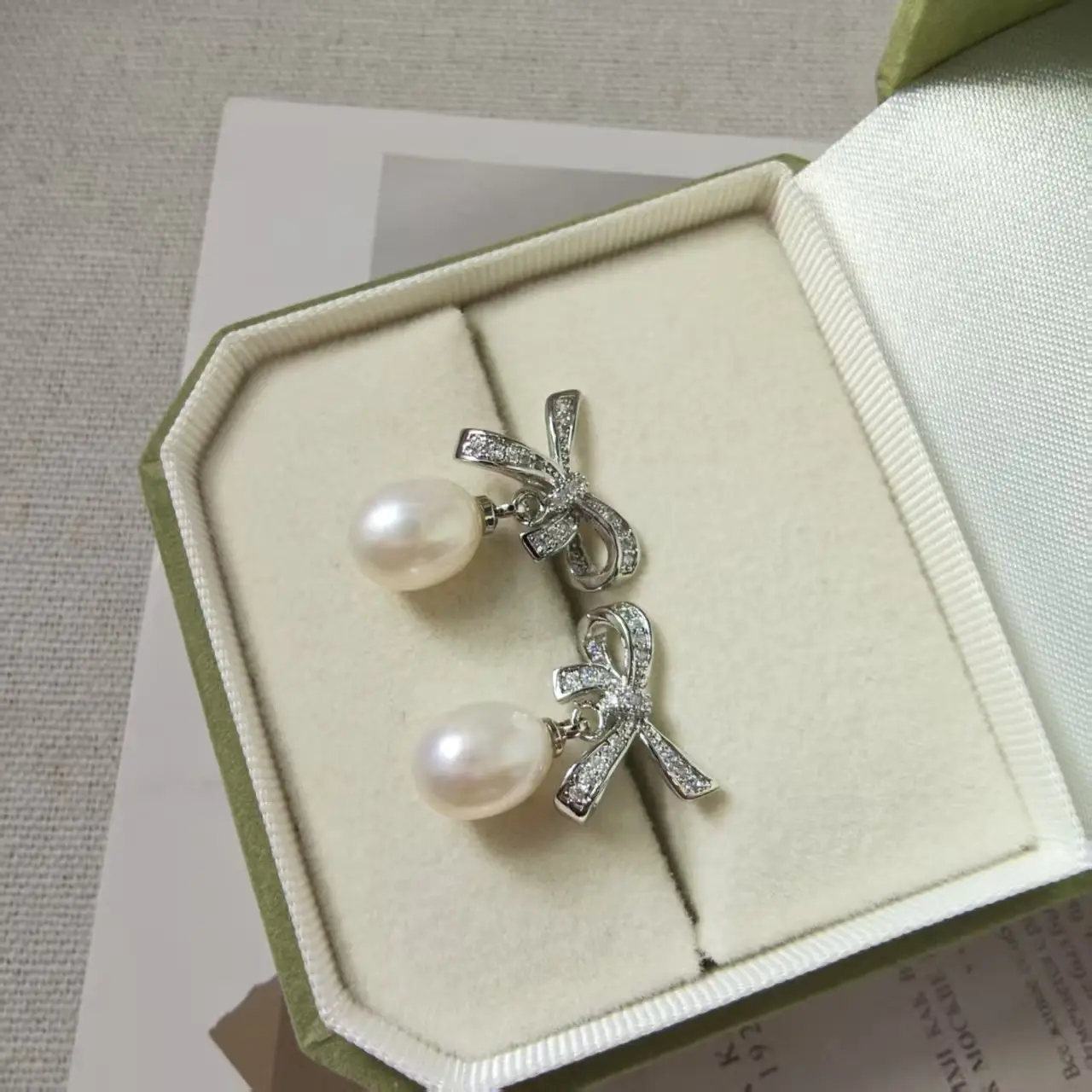 925 Pin Silver Pearl Zircon Earrings for Women