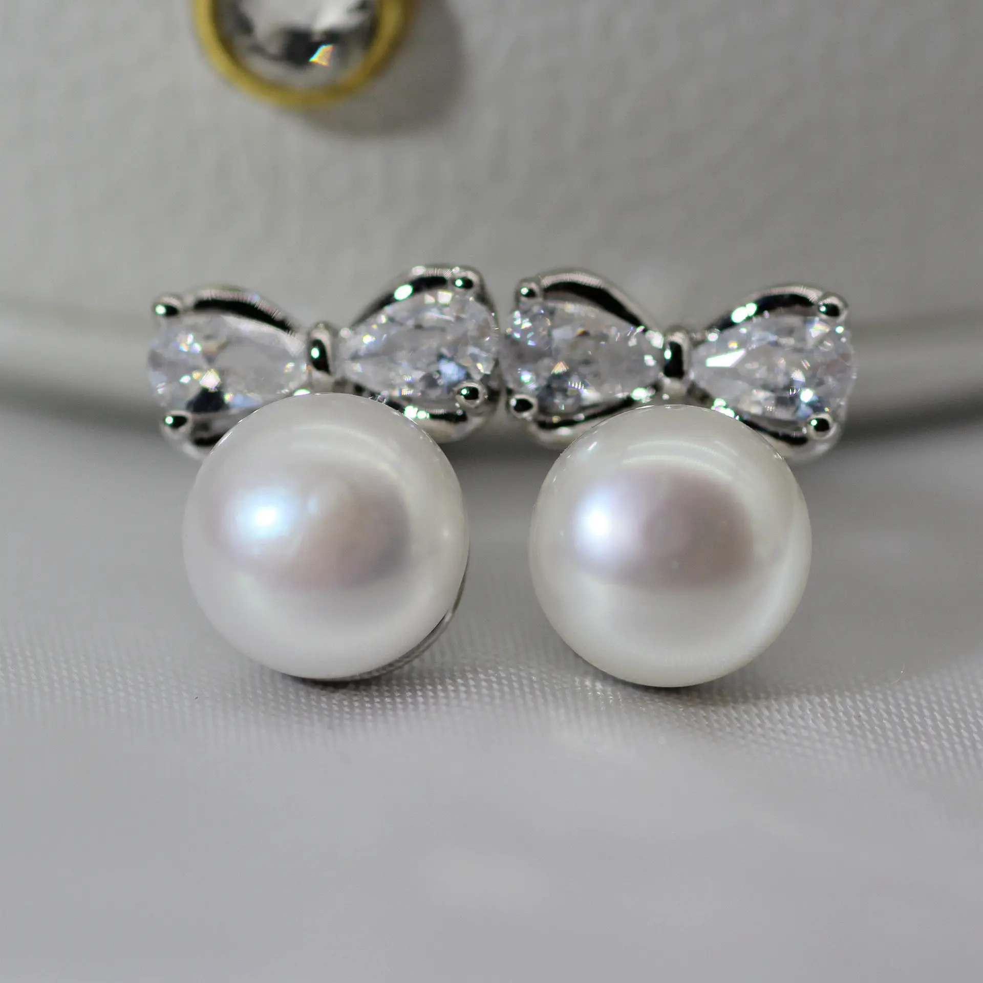 925 Pin Silver Pearl Zircon Earrings for Women