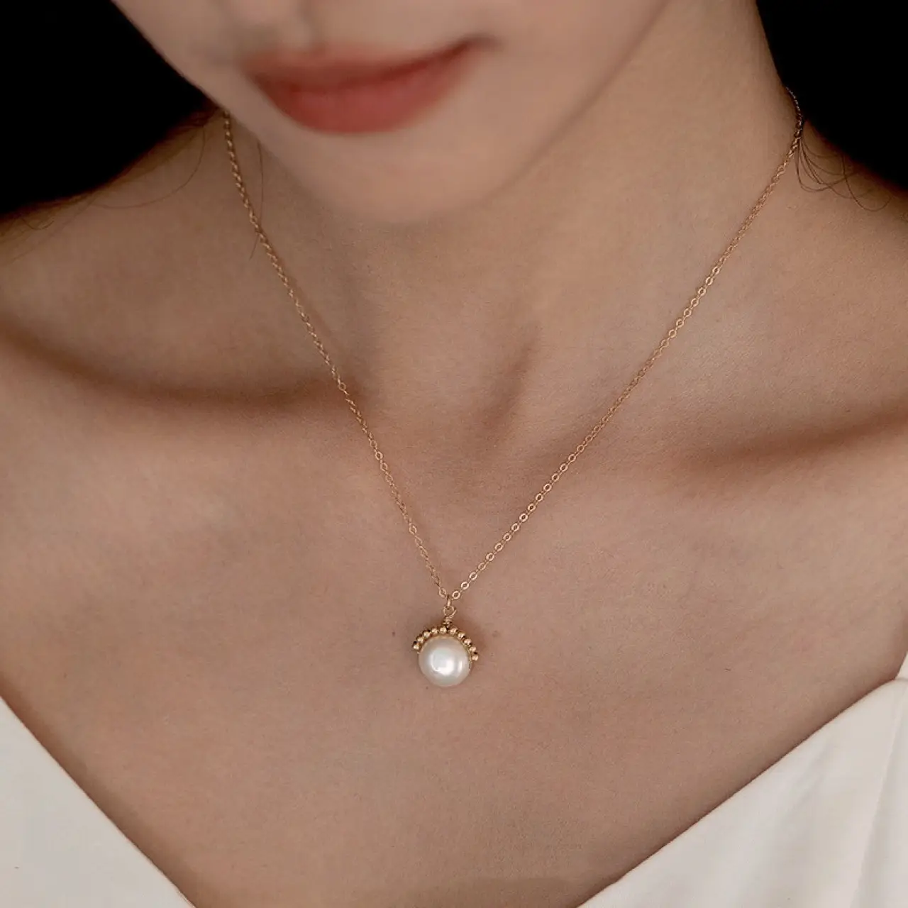 Natural Pearl Necklace for Women Elegant Niche Collarbone