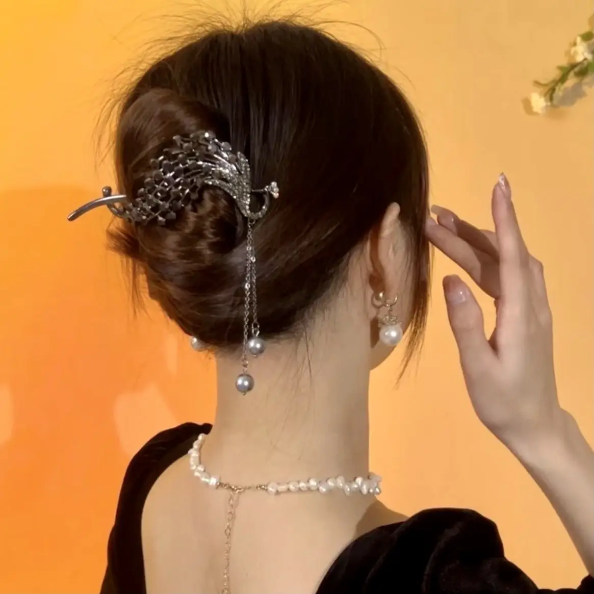 Ancient Peacock Tassel Pearl Hairpin Clip - Image 2