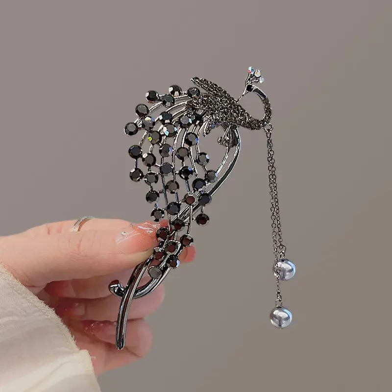 Ancient Peacock Tassel Pearl Hairpin Clip — feature 4