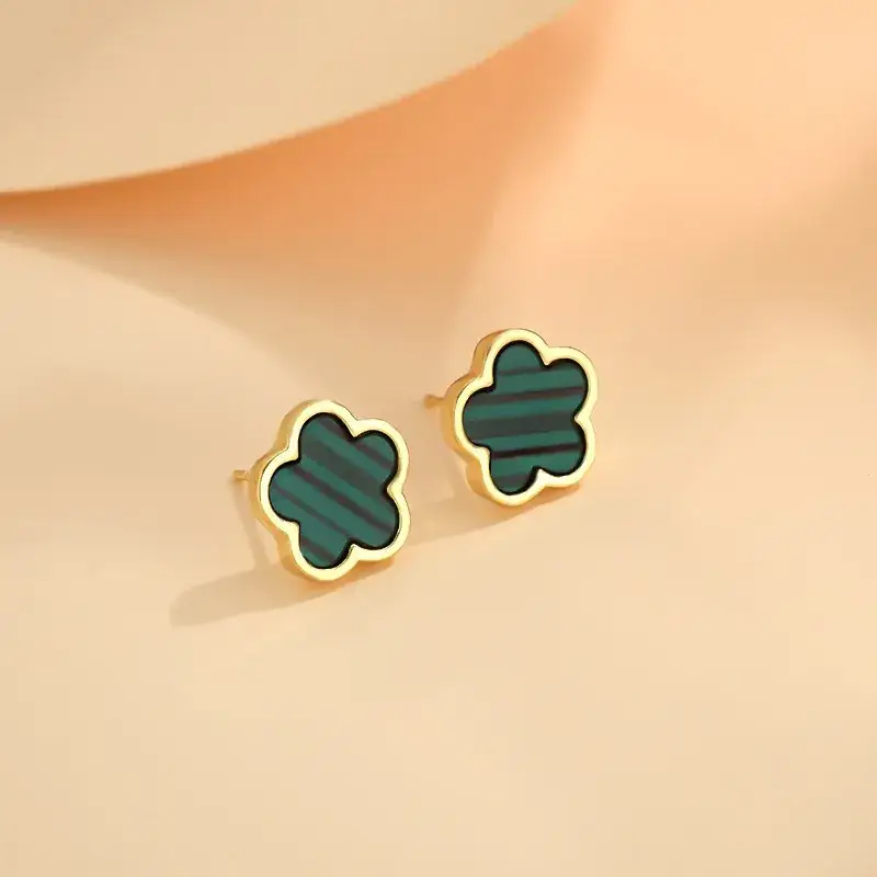 Pink Five-Leaf Clover Bracelet for Women - Image 9