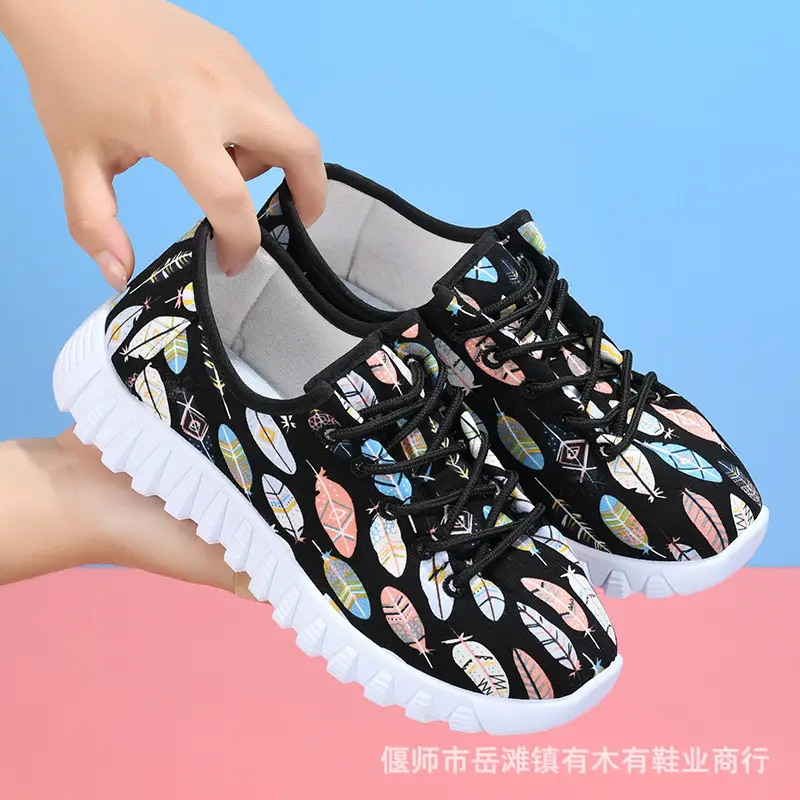 New Old Beijing cloth shoes soft bottom comfortable mom shoes flat single shoes pregnant women's shoes all-match breathable casual sneaker - Image 3