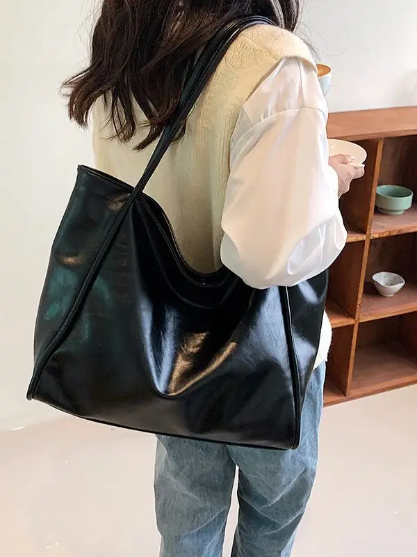 Women's Large Capacity White Shoulder Bag 2023 - Image 8