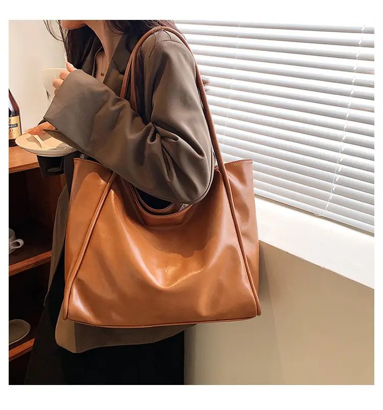 Women's Large Capacity White Shoulder Bag 2023 — feature 38