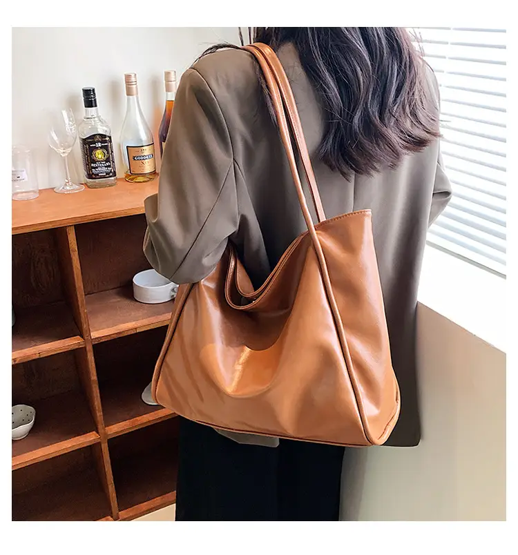 Women's Large Capacity White Shoulder Bag 2023 — feature 40