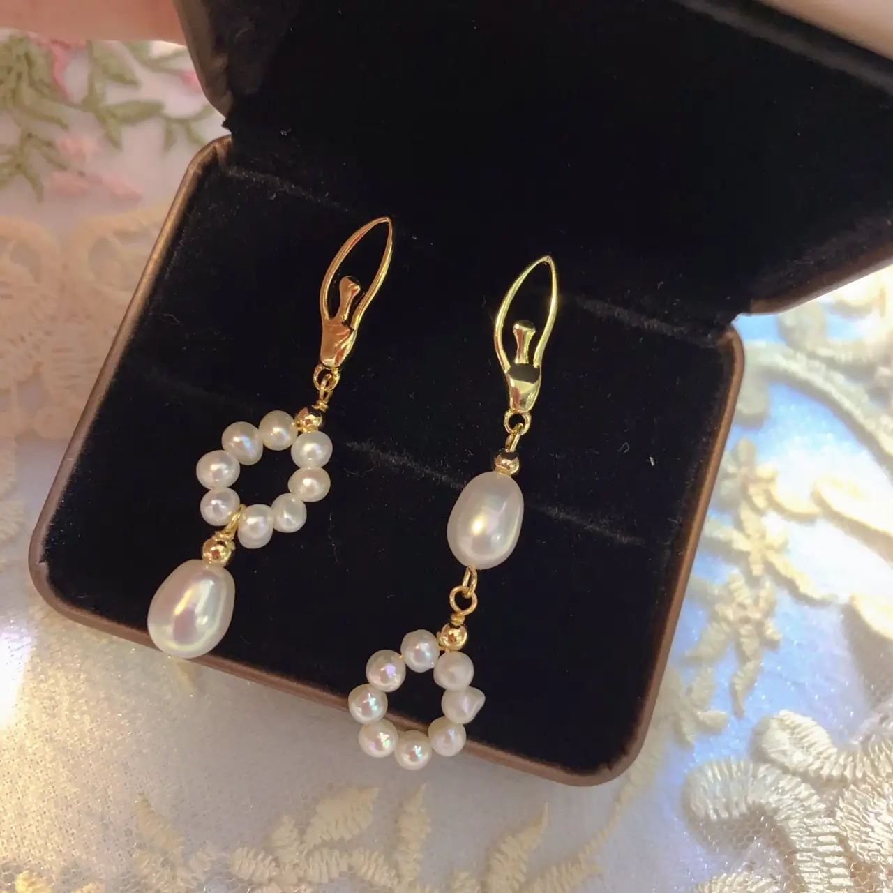 Natural Pearl Earrings for Women Asymmetric Design - Image 3