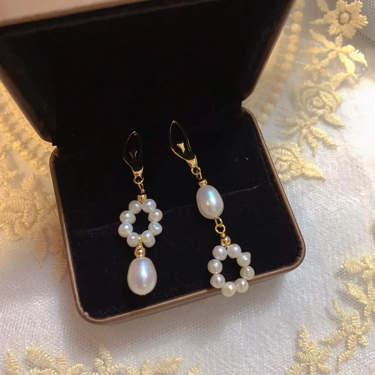 Natural Pearl Earrings for Women Asymmetric Design - Image 4