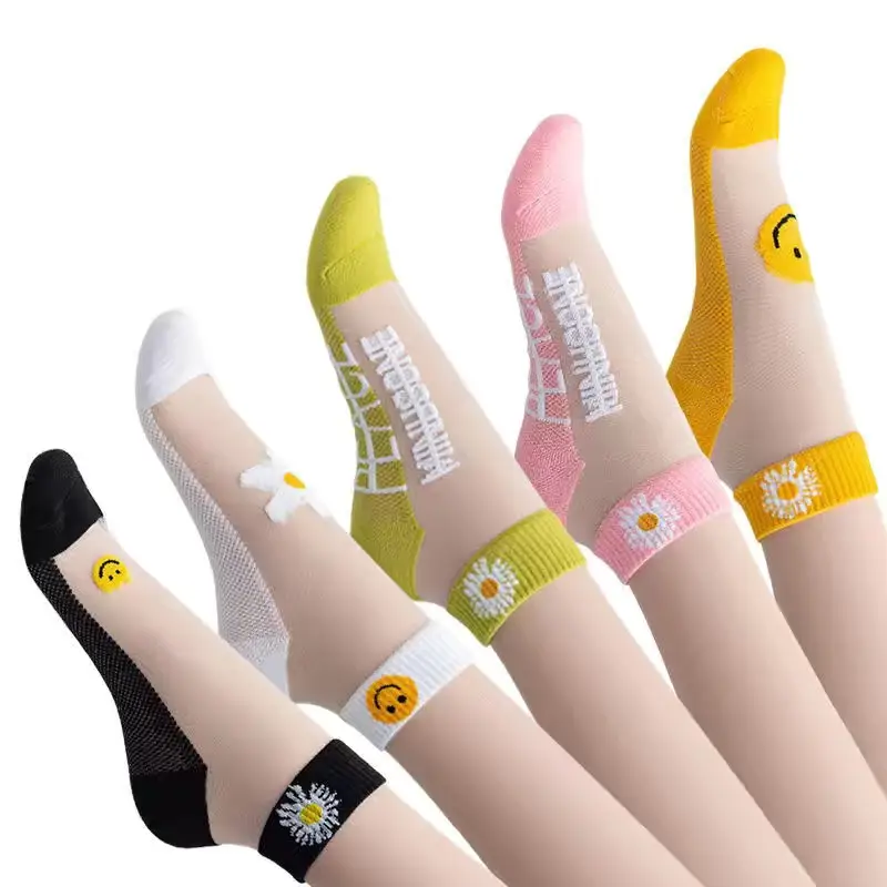 sp socks men's mid-calf socks trendy versatile autumn and winter warm Men's stockings letters sports trendy socks breathable manufacturers