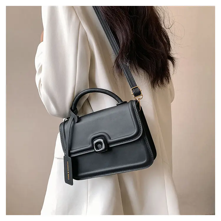 Black Shoulder Messenger Bag for Women 2023 — feature 16