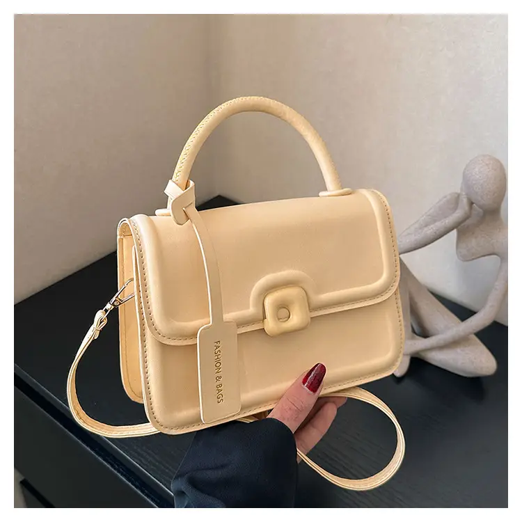 Black Shoulder Messenger Bag for Women 2023 — feature 23