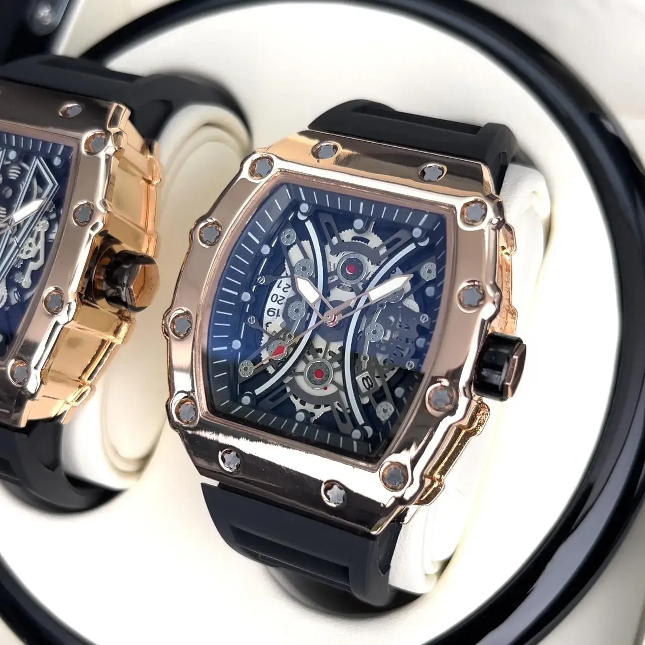 Guberson Men's Baroque Skeleton Watch Black Quartz - Image 8