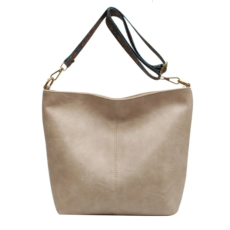 Green Retro Shoulder Messenger Bag for Women - Image 3