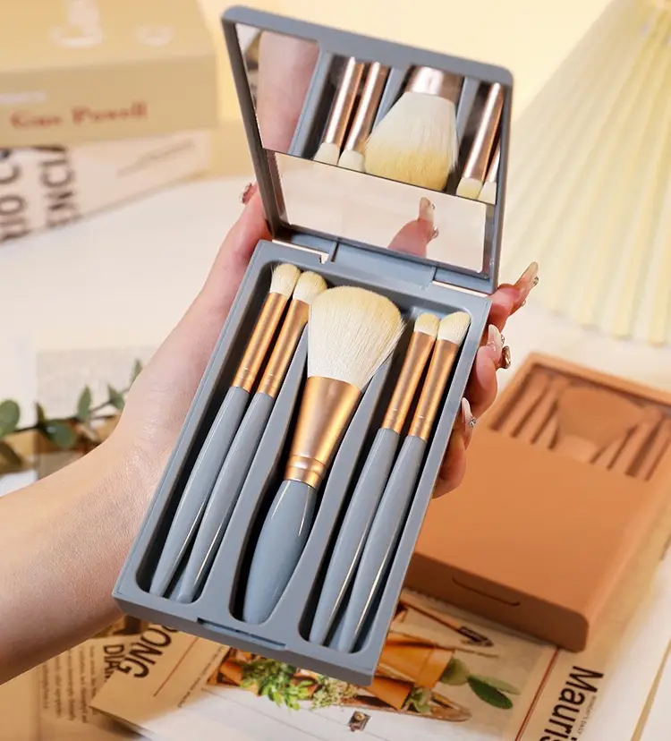 5-Piece Makeup Brush Set with Mirror & Powder Brush — feature 2