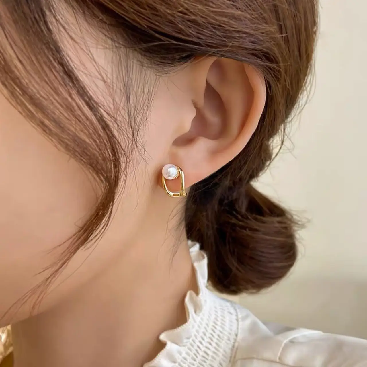 Geometric Pearl Pearl Earrings Silver Needle Studs - Image 3