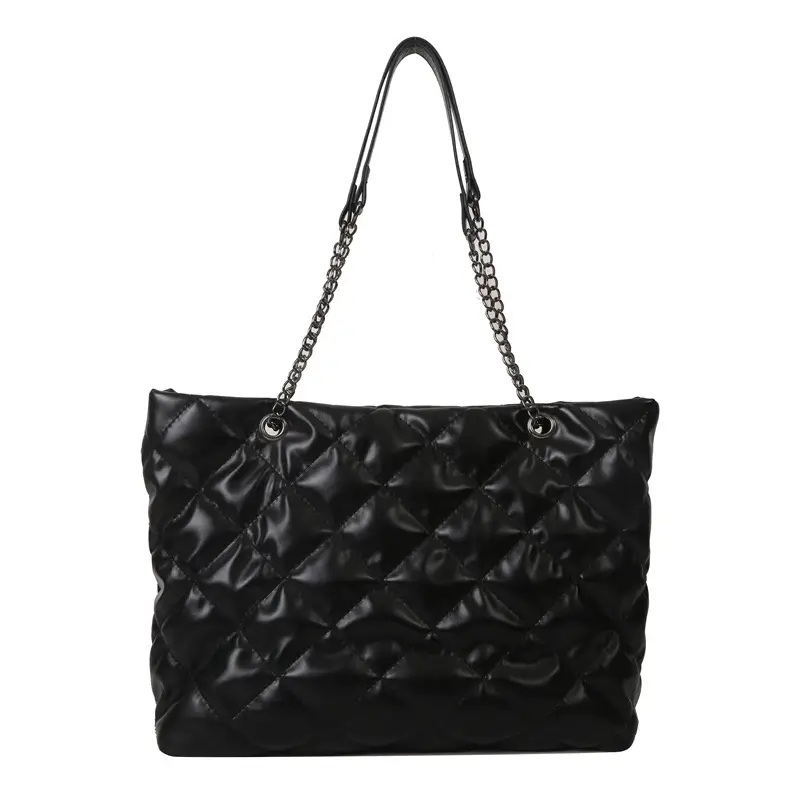 Green Quilted Leather Shoulder Bag for Women 2023 - Image 11