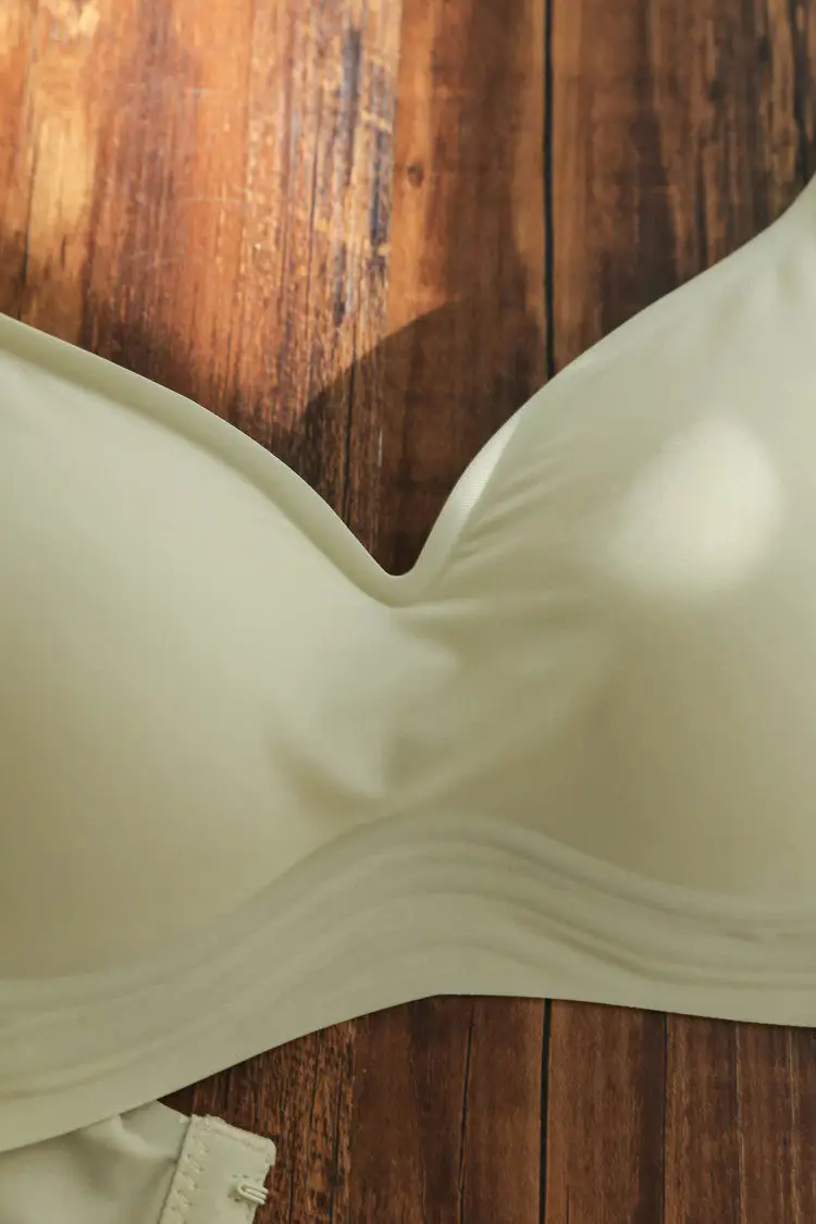 Nude Seamless Wireless Push Up Bra for Women — feature 8