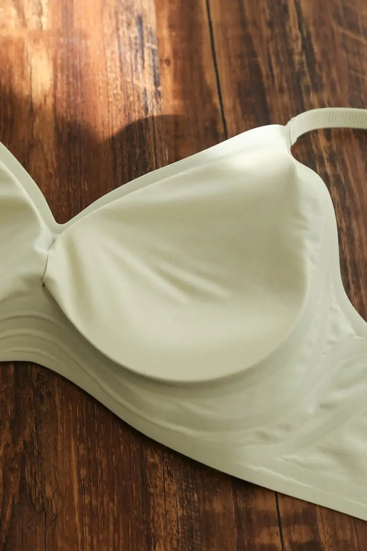 Nude Seamless Wireless Push Up Bra for Women — feature 9