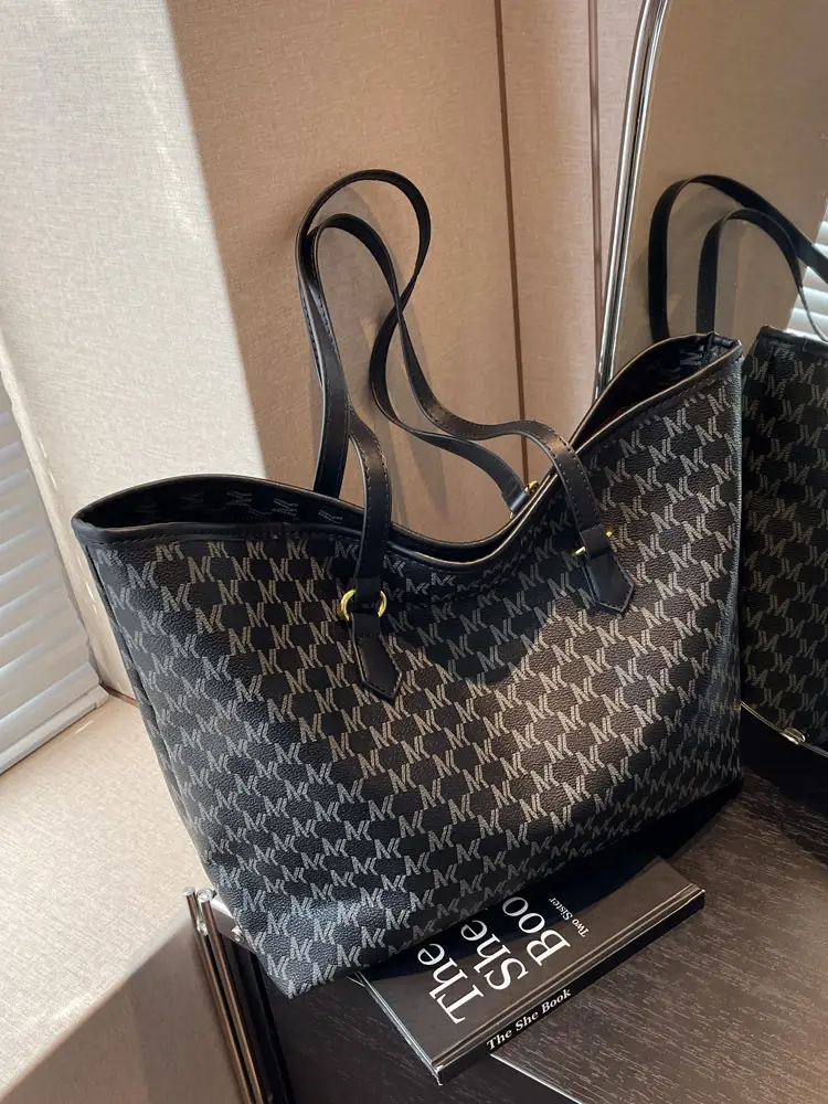 Korean Style Geometric Print Tote Bag for Women - Image 2