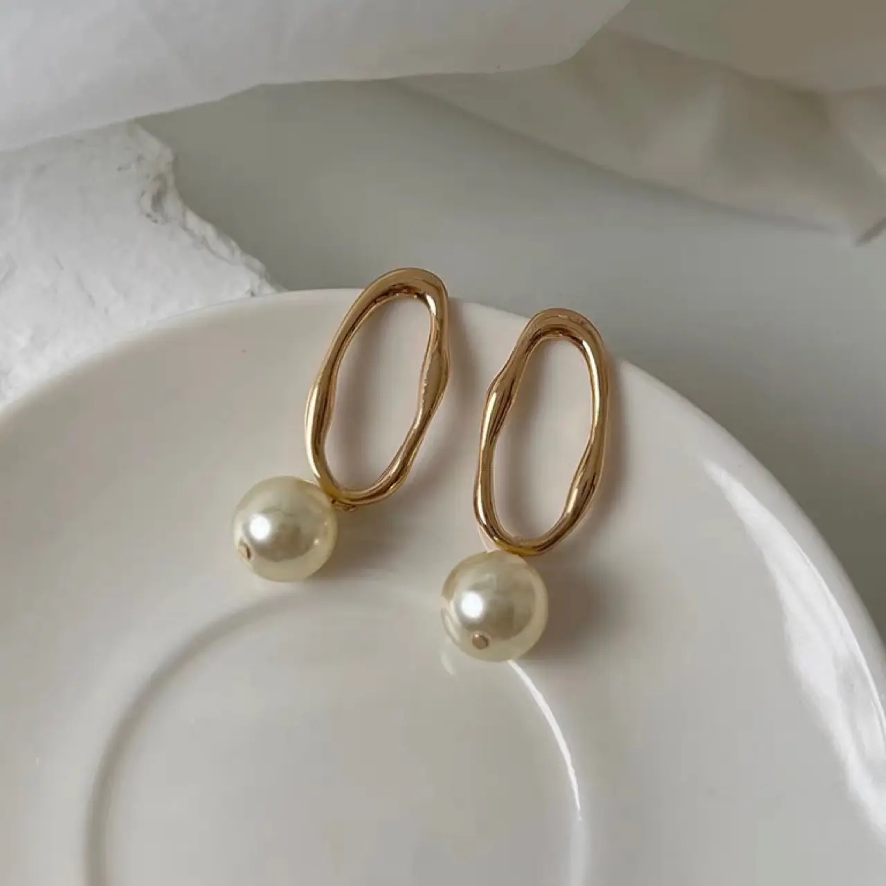 Natural Pearl Gold Earrings for Women - Image 4