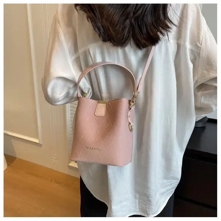 Pink Quilted Women's Bucket Handbag 2023 — feature 12