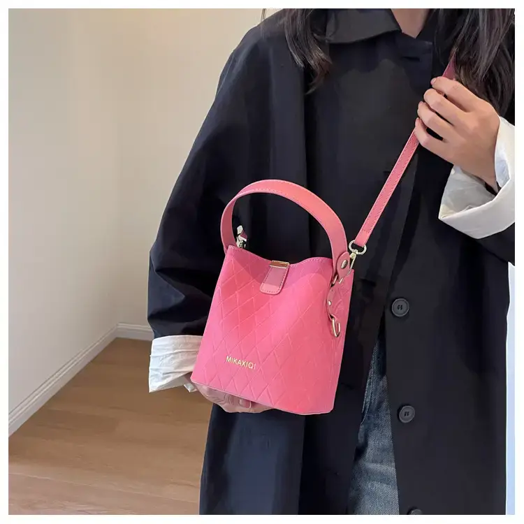 Pink Quilted Women's Bucket Handbag 2023 — feature 20