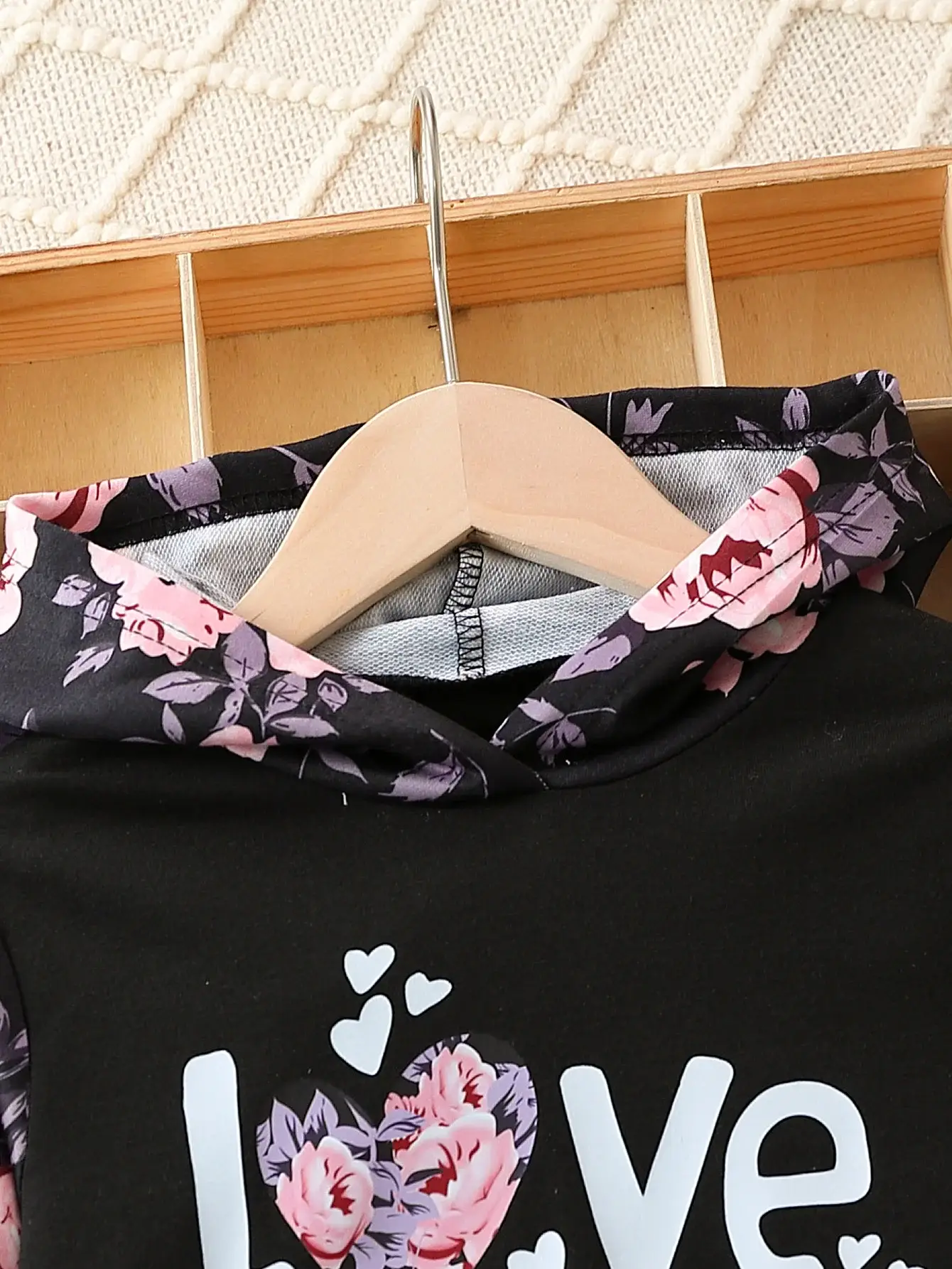 Girls Long Sleeve Sweater Set Black Purple Heart Design — feature 11