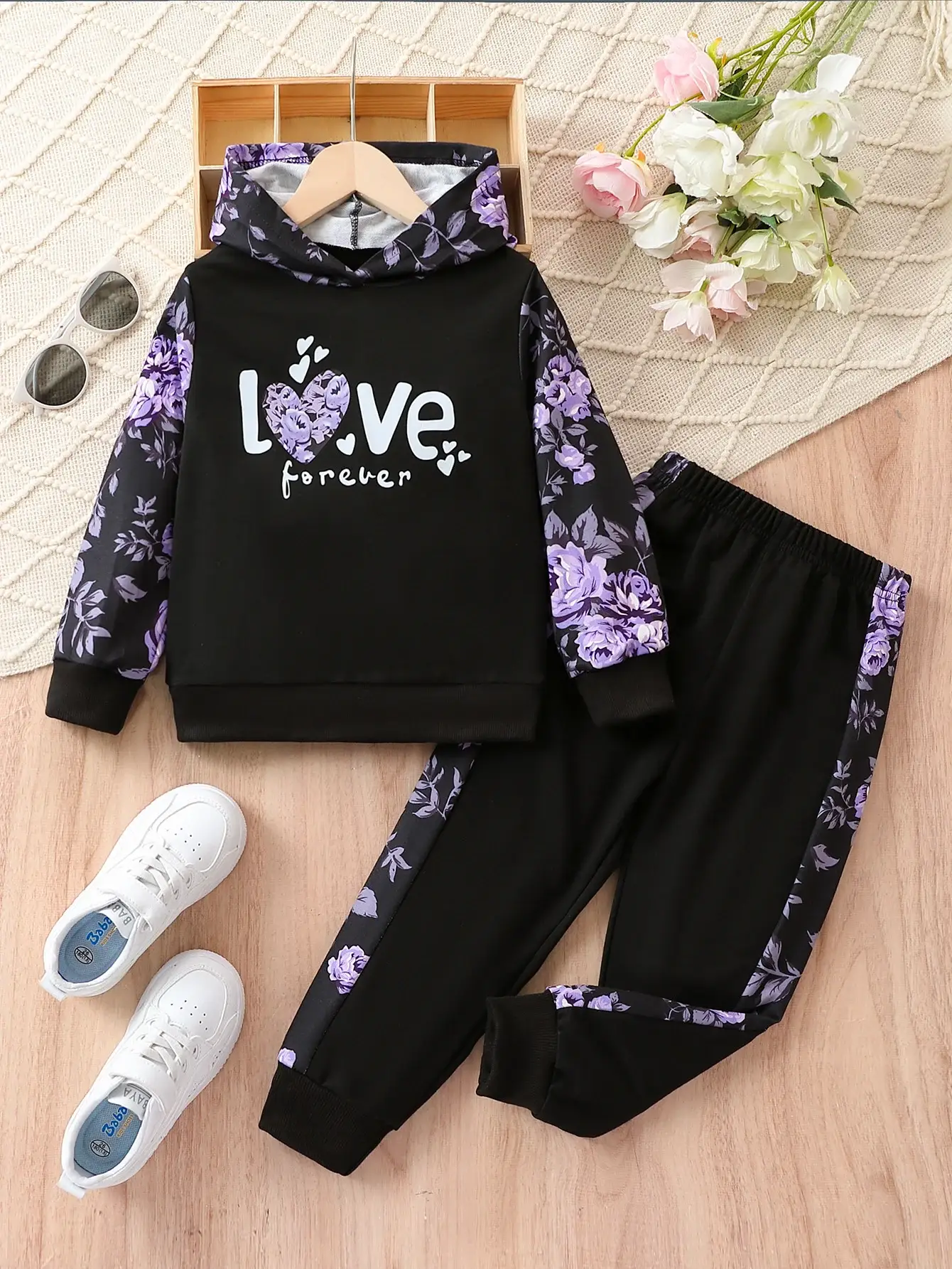 Girls Long Sleeve Sweater Set Black Purple Heart Design — feature 2