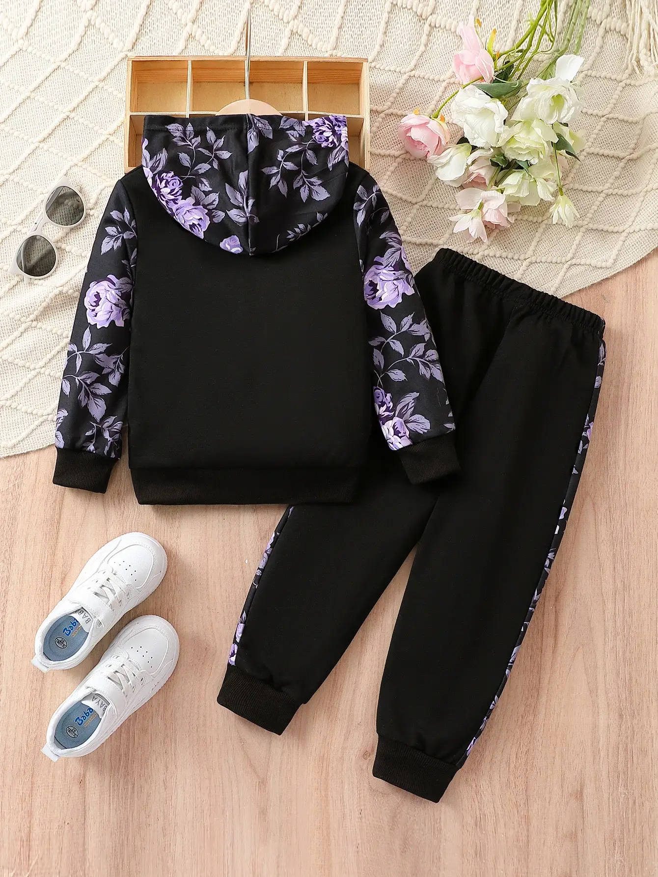 Girls Long Sleeve Sweater Set Black Purple Heart Design — feature 3