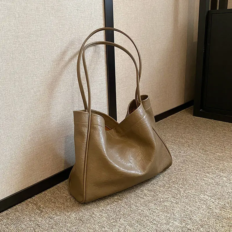 Women Large Capacity Black Leather Shoulder Bag 2023 - Image 4