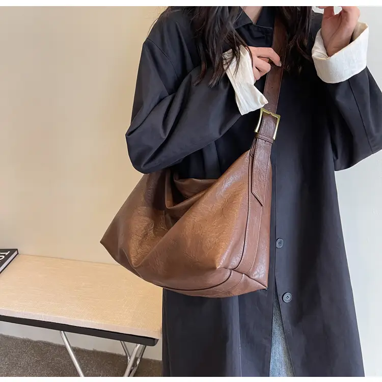 Women Large Capacity Brown Leather Shoulder Messenger Bag — feature 13