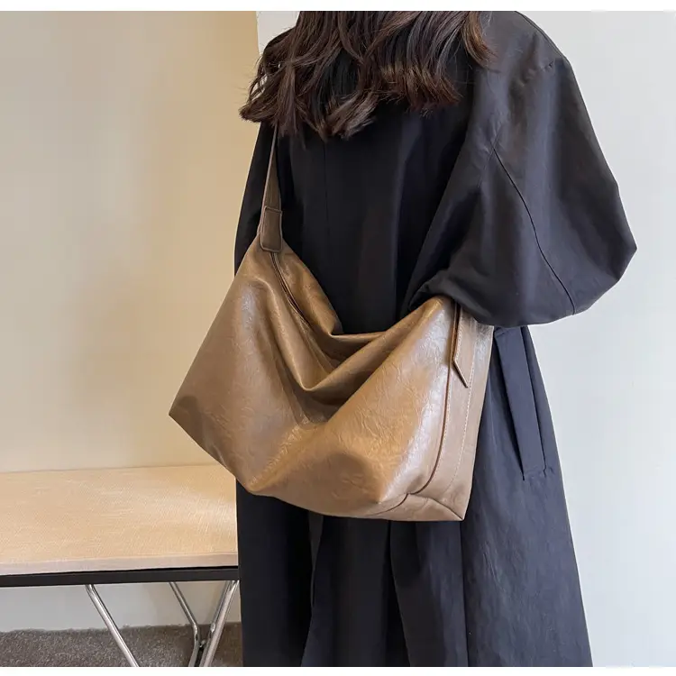 Women Large Capacity Brown Leather Shoulder Messenger Bag — feature 17